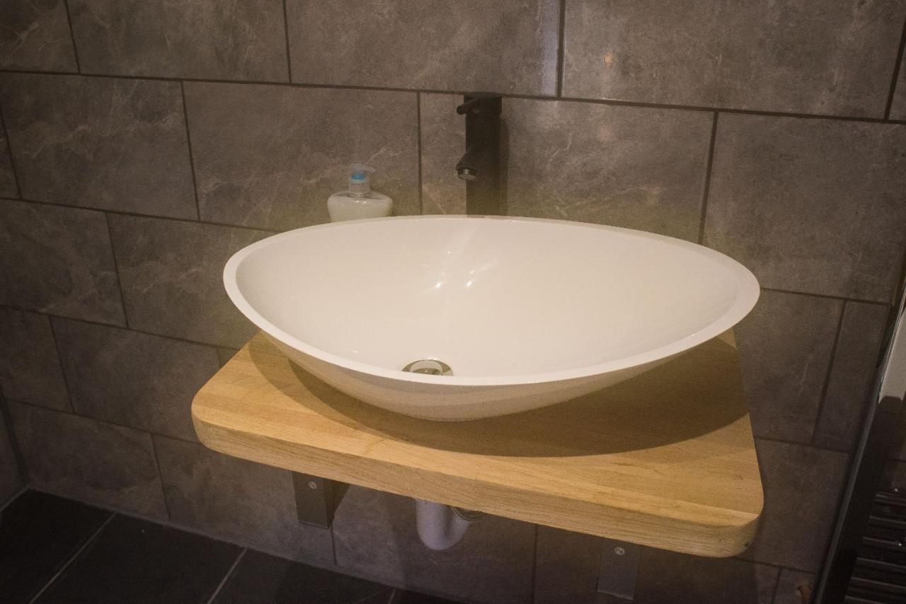 Luxury Super Central Cottage With A Hot Tub/ Gym Portree Exterior photo