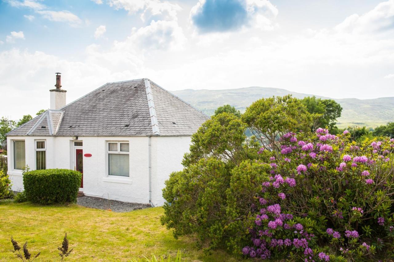 Luxury Super Central Cottage With A Hot Tub/ Gym Portree Exterior photo